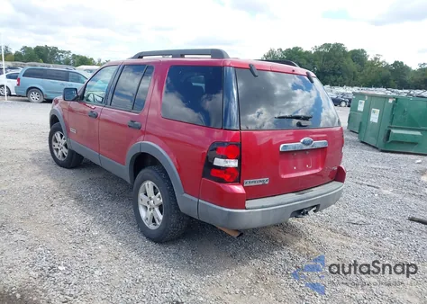 2006 Ford Explorer Xlt из США, поврежденный, VIN 1FMEU63E66UA73696